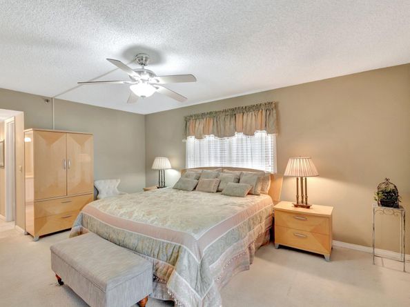 300 John F Kennedy Drive Ph5, Atlantis FL 33462