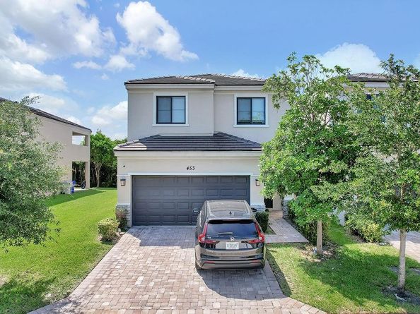 453 NW 36th Ave, Pompano Beach FL 33069