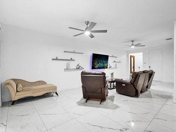 453 NW 36th Ave, Pompano Beach FL 33069