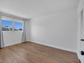 5203 NE 24th Ter B207, Fort Lauderdale FL 33308