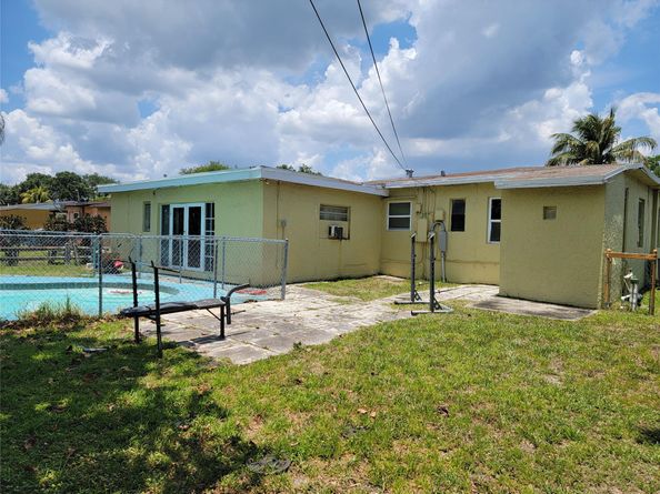 1630 NW 14TH Ct, Fort Lauderdale FL 33311