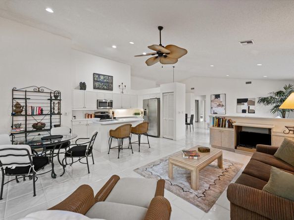 4362 Kensington Park Way, Lake Worth FL 33449