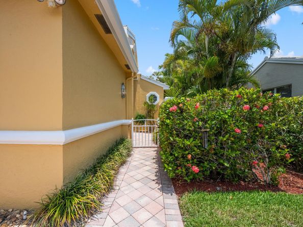 4362 Kensington Park Way, Lake Worth FL 33449