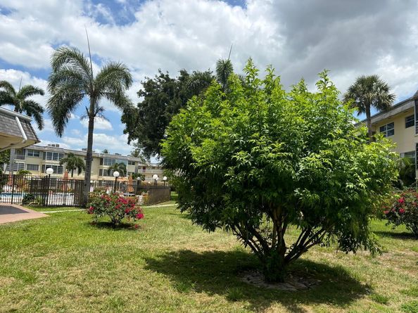 4441 NW 16th Street J210, Lauderhill FL 33313