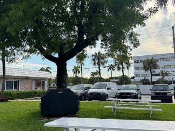 400 S Cypress Rd 427, Pompano Beach FL 33060