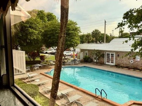 400 S Cypress Rd 427, Pompano Beach FL 33060