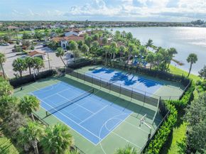 9015 W Parkland Bay Trl, Parkland FL 33076