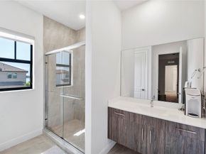 9015 W Parkland Bay Trl, Parkland FL 33076