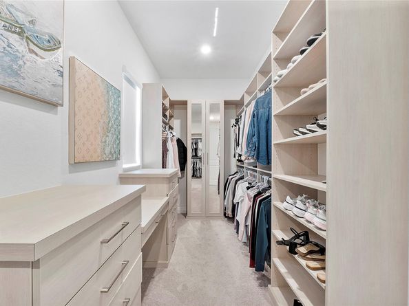 9015 W Parkland Bay Trl, Parkland FL 33076