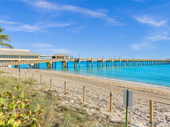 5118 Adams St, Hollywood FL 33021