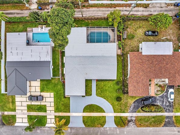 5118 Adams St, Hollywood FL 33021
