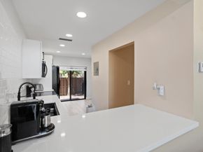 10650 NW 30th Place 1, Sunrise FL 33322