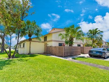 10650 NW 30th Place
