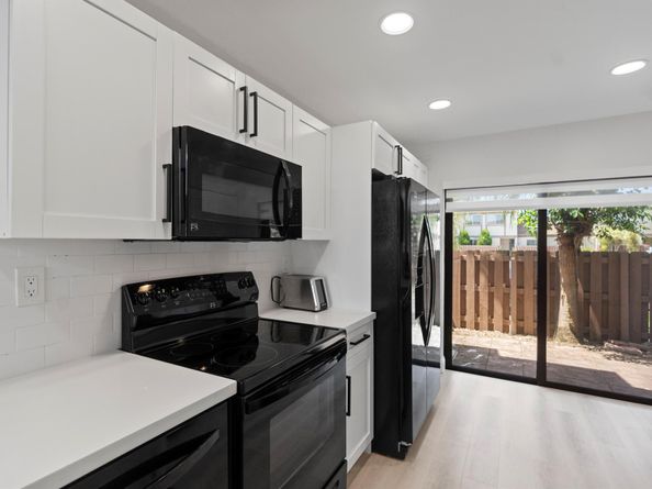 10650 NW 30th Place 1, Sunrise FL 33322