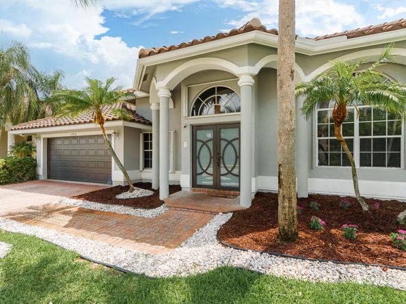 19916 Dinner Key Drive, Boca Raton FL 33498