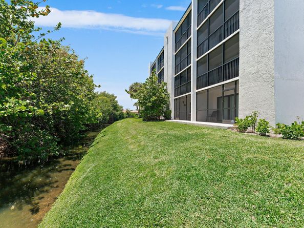 1605 S U.S. Highway 1 F 106, Jupiter FL 33477