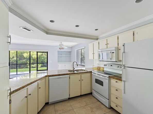 1605 S U.S. Highway 1 F 106, Jupiter FL 33477