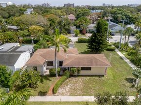 904 SE 11th Ct, Fort Lauderdale FL 33316