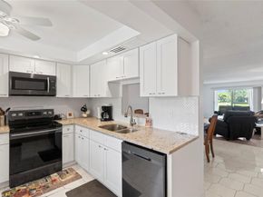 4301 Martinique Cir C2, Coconut Creek FL 33066
