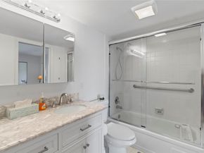 4301 Martinique Cir C2, Coconut Creek FL 33066