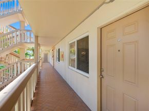 4301 Martinique Cir C2, Coconut Creek FL 33066