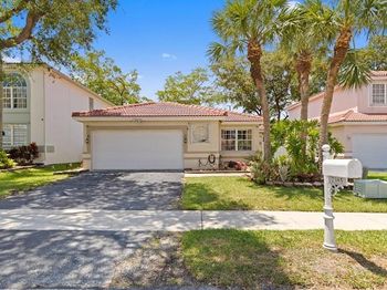 7385 NW 24th St