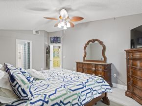 7385 NW 24th St, Margate FL 33063