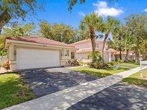 7385 NW 24th St, Margate FL 33063