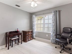 7385 NW 24th St, Margate FL 33063