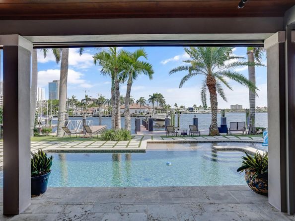 3102 SE 12th Street, Pompano Beach FL 33062