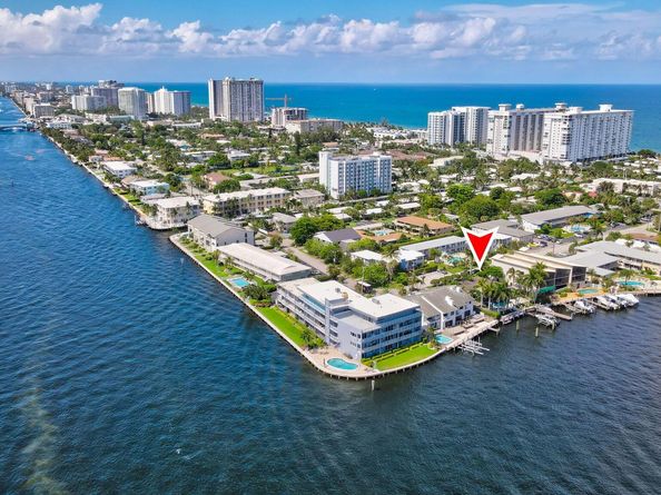 3102 SE 12th Street, Pompano Beach FL 33062