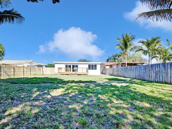 2632 Madison St, Hollywood FL 33020