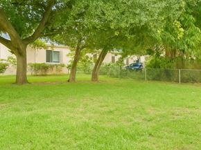832 NW 16th Ter, Fort Lauderdale FL 33311