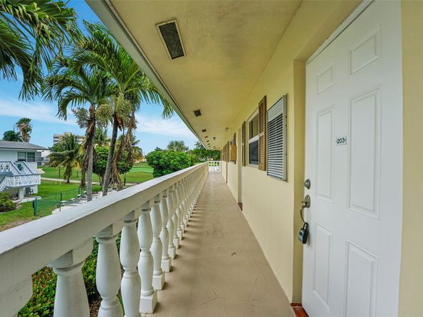 4820 NE 23rd Ave 203, Fort Lauderdale FL 33308