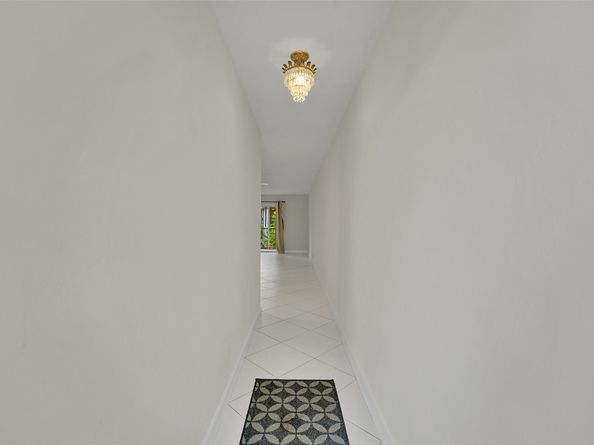 4820 NE 23rd Ave 203, Fort Lauderdale FL 33308
