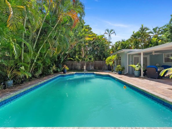 114 NE 11th Street, Delray Beach FL 33444