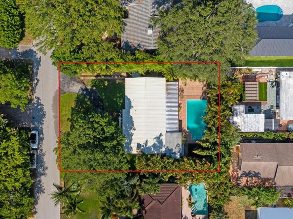 114 NE 11th Street, Delray Beach FL 33444