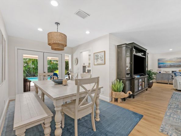 114 NE 11th Street, Delray Beach FL 33444