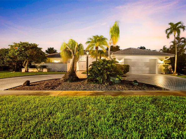 11127 Boca Woods Lane Lane, Boca Raton FL 33428