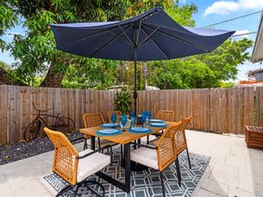 439 Monroe Dr, West Palm Beach FL 33405