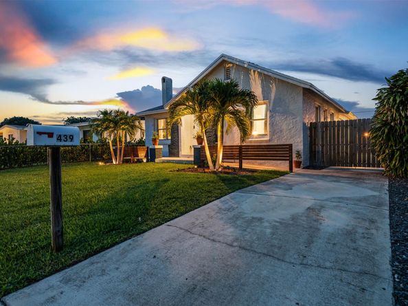 439 Monroe Dr, West Palm Beach FL 33405