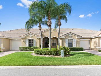 8404 Long Bay