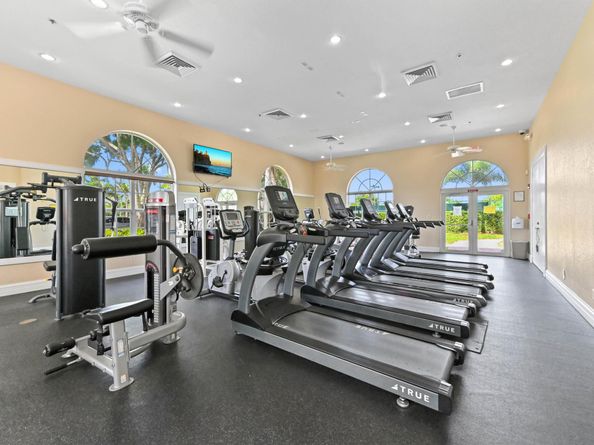8404 Long Bay, West Palm Beach FL 33411