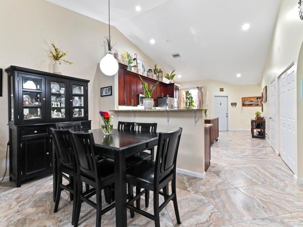 8404 Long Bay, West Palm Beach FL 33411