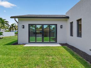 3920 Espan Court, Palm Springs FL 33461