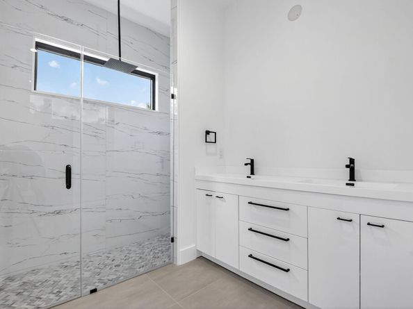 3920 Espan Court, Palm Springs FL 33461