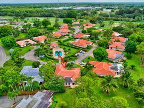 2 Fairway Drive, Boynton Beach FL 33436