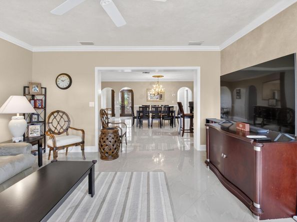 2 Fairway Drive, Boynton Beach FL 33436