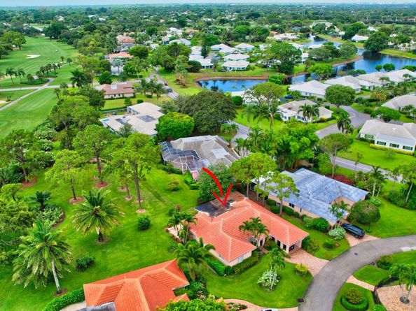 2 Fairway Drive, Boynton Beach FL 33436