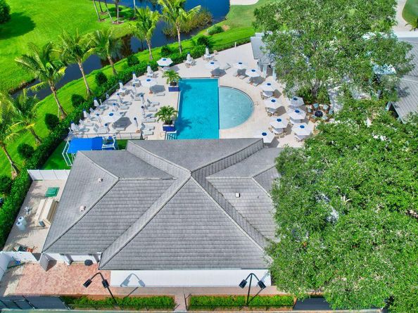 2 Fairway Drive, Boynton Beach FL 33436